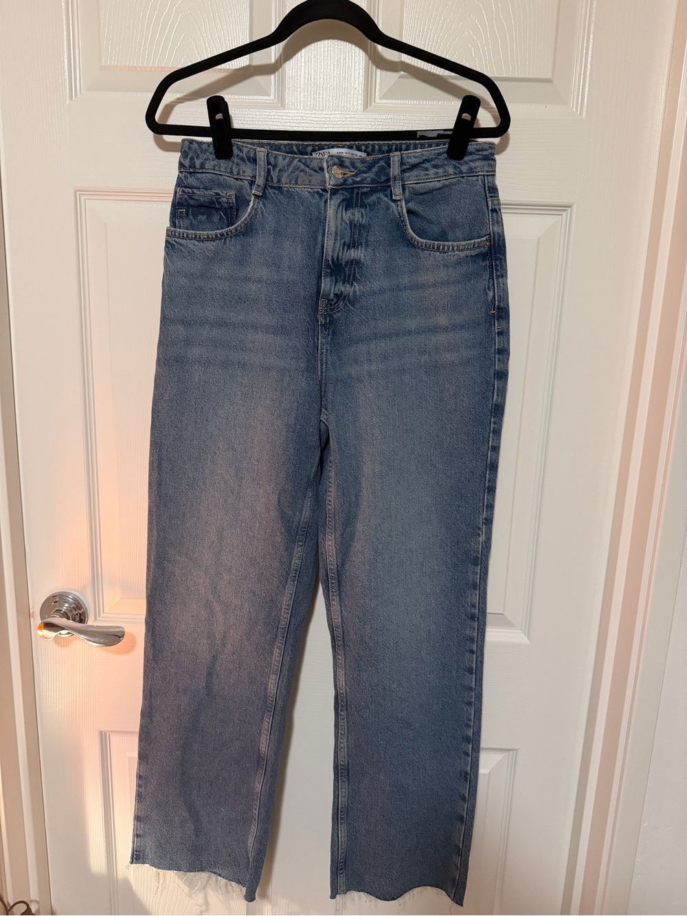 Zara Straight-Leg Women’s Jeans in Medium Blue Wash